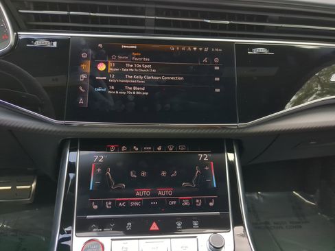 New 2026 Audi RS Q8 performance image 21