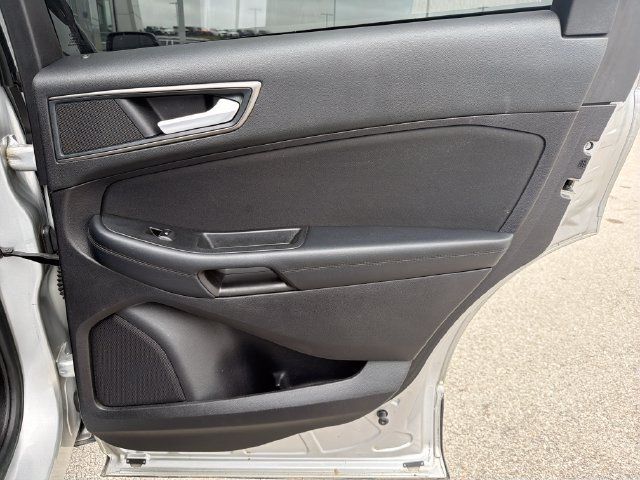 Used 2018 Ford Edge SE AWD/4WD image 27