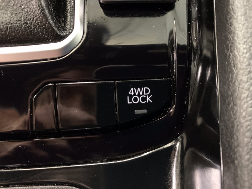 Used 2023 Jeep Compass Limited AWD/4WD image 27