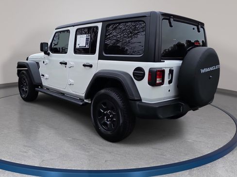 Used 2023 Jeep Wrangler Unlimited Sport AWD/4WD image 7