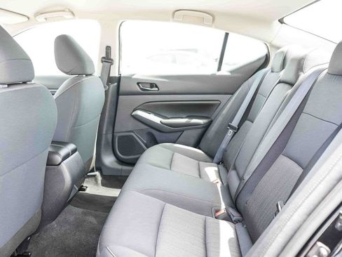 Used 2025 Nissan Altima 2.5 S FWD image 18