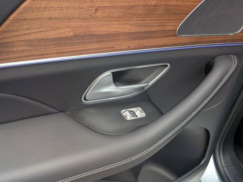 Certified 2025 Mercedes-Benz GLE 450 4MATIC image 28