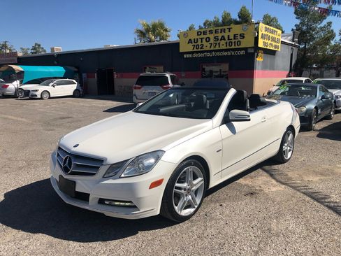 Used 2012 Mercedes-Benz E 350 2dr Cabriolet E 350 RWD w/ Premium 1 Launch Pkg image 2