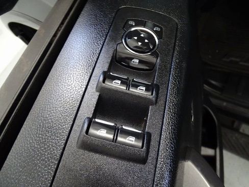 Used 2019 Ford F150 XLT w/ Equipment Group 302A Luxury image 8