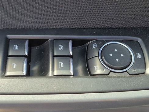 Used 2023 Ford F150 XLT image 8