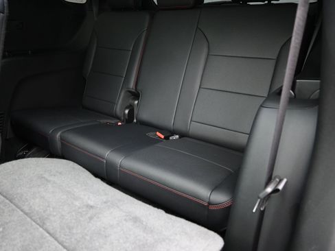 Used 2024 Chevrolet Traverse RS image 42