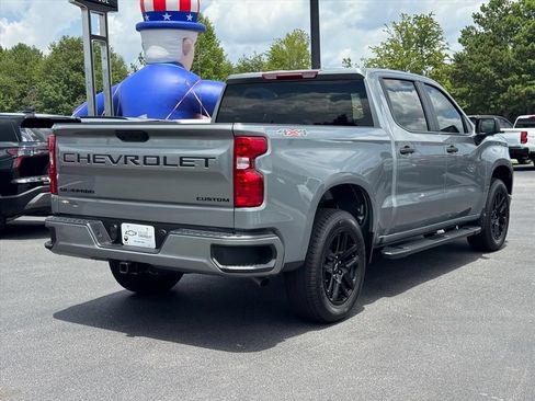 Used 2026 Chevrolet Silverado 1500 Custom w/ LPO, Dark Essentials Package AWD/4WD image 3