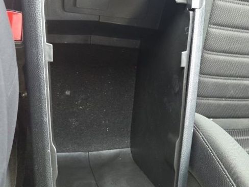 Used 2020 Ford Fusion SE image 36