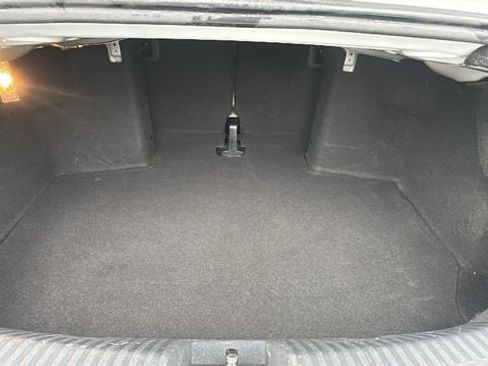 Used 2015 Volkswagen Beetle 1.8T FWD image 28