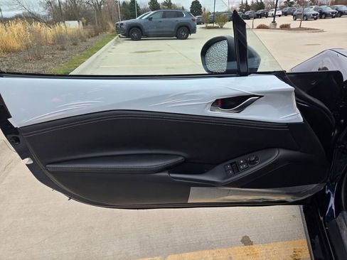 New 2025 MAZDA MX-5 Miata Club w/ Weather Package image 12