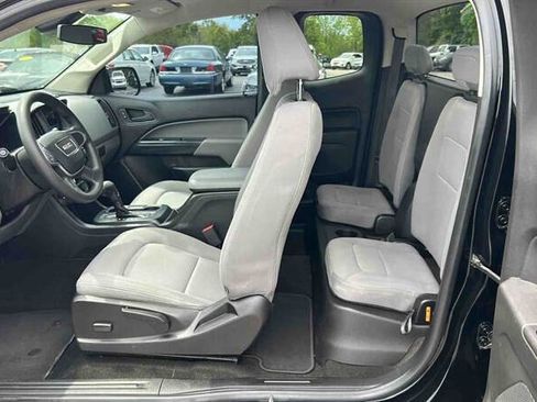 Used 2017 GMC Canyon 4x4 Extended Cab w/ Convenience Package image 19
