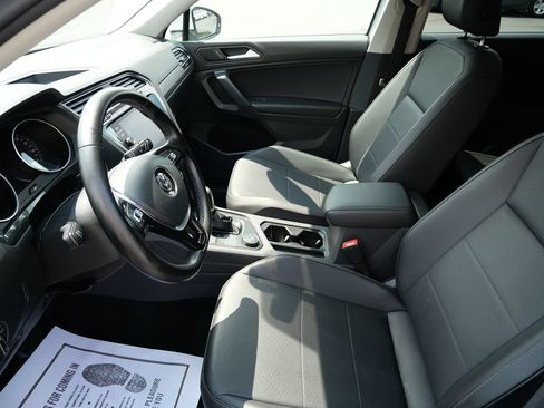 Used 2019 Volkswagen Tiguan S AWD/4WD image 10