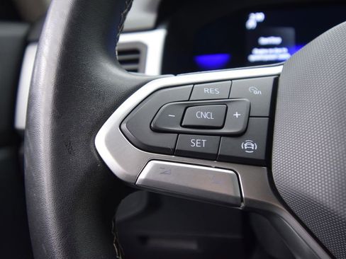 Used 2022 Volkswagen Atlas SE image 35