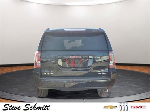 Used 2018 GMC Yukon SLT w/ Premium Edition image 29