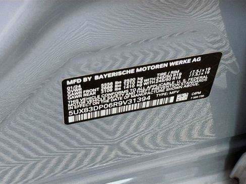 Used 2024 BMW X3 M40i w/ Premium Package image 35