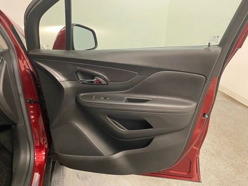 Used 2022 Buick Encore Preferred w/ Safety Package AWD/4WD image 26