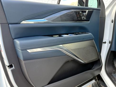 New 2025 Cadillac Escalade IQ Sport 2 AWD/4WD image 13