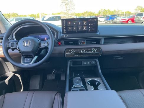 New 2026 Honda Pilot Elite image 9