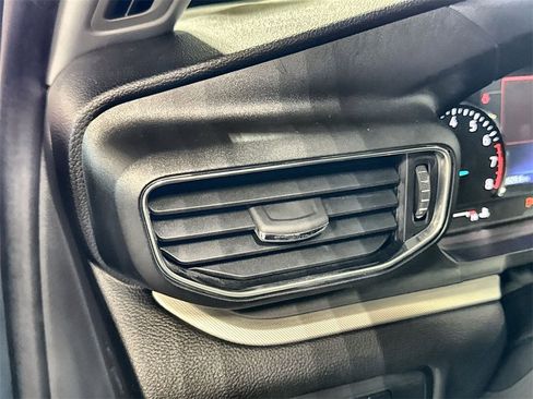 Used 2022 Ford Explorer XLT w/ Equipment Group 202A image 15