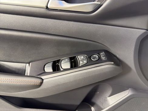 Used 2024 Nissan Altima 2.5 SR FWD image 28