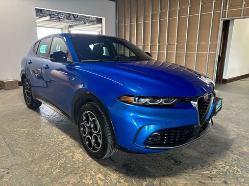 Used 2024 Alfa Romeo Tonale Ti AWD/4WD image 4