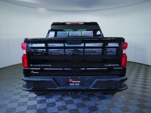 Used 2021 Chevrolet Silverado 1500 Custom AWD/4WD image 7