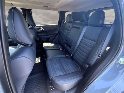 New 2026 Mitsubishi Outlander AWD image 10