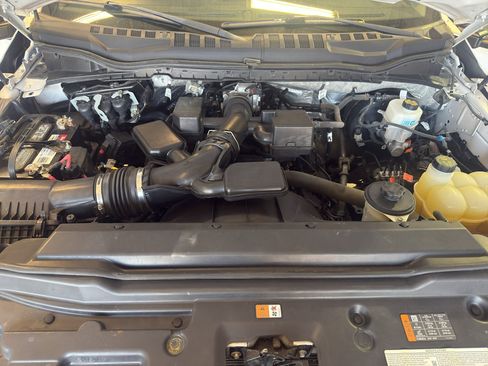 Used 2022 Ford F350 XL w/ Power Equipment Group image 28