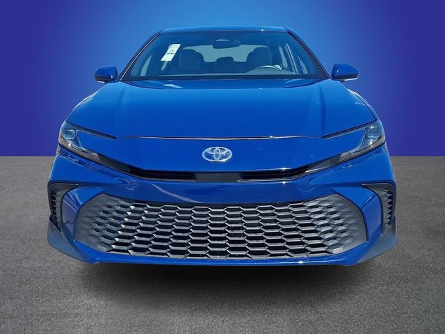 Used 2026 Toyota Camry SE FWD image 2