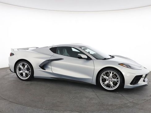 Used 2021 Chevrolet Corvette Stingray Preferred Cpe w/ Z51 Performance Package RWD image 15