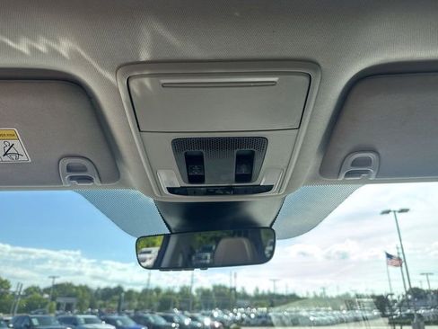 Certified 2023 Honda Pilot Elite image 24