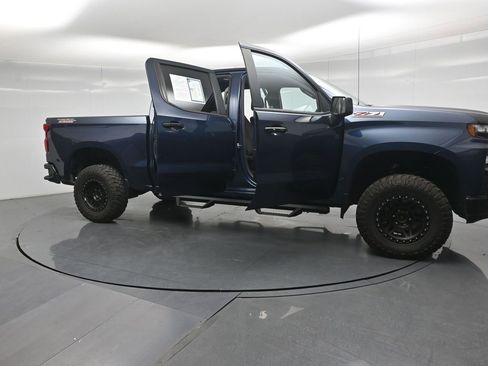 Used 2020 Chevrolet Silverado 1500 LT Trail Boss AWD/4WD image 33