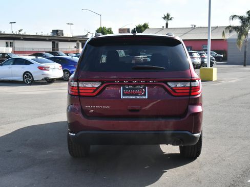 Used 2022 Dodge Durango SXT image 7
