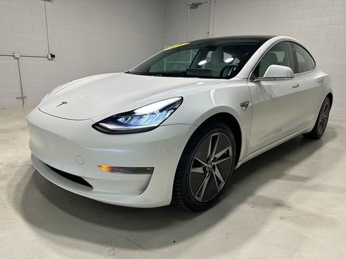 Used 2020 Tesla Model 3 Performance image 17