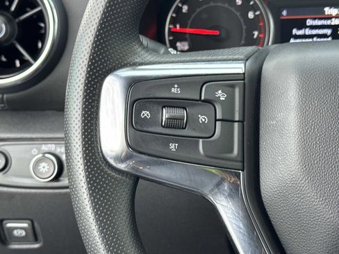 Used 2025 Chevrolet Blazer LT FWD image 7