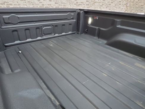 Used 2021 Jeep Gladiator Willys image 14