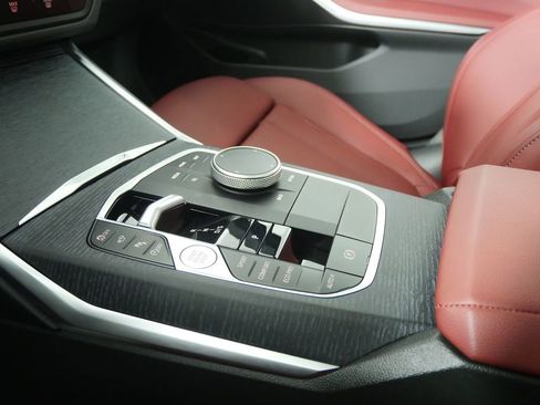 Used 2025 BMW 330i Sedan image 27