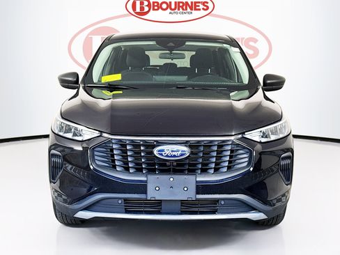 Used 2023 Ford Escape Active w/ Tech Pack #1 AWD/4WD image 5