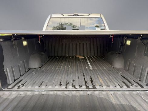 Used 2024 Toyota Tundra Limited AWD/4WD image 13