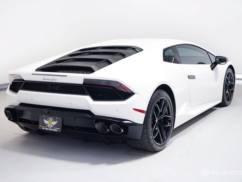 Used 2019 Lamborghini Huracan LP 580-2 RWD image 5