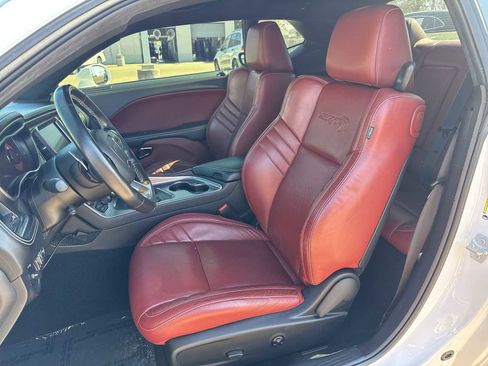 Used 2021 Dodge Challenger SRT Hellcat Redeye image 15