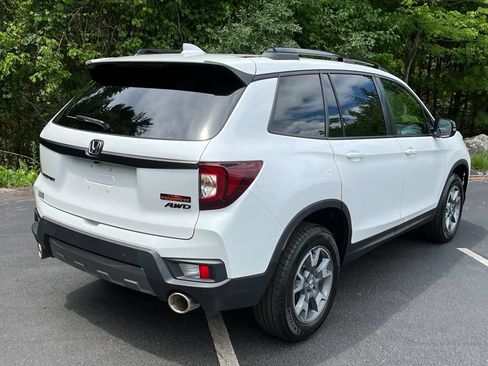Used 2023 Honda Passport TrailSport image 5