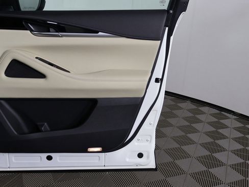 Used 2023 INFINITI QX60 Pure image 24