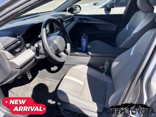 Used 2025 Toyota Camry SE w/ Convenience Package AWD/4WD image 10