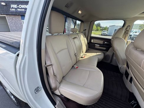 Used 2017 RAM 1500 Laramie AWD/4WD image 31