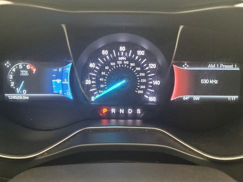 Used 2015 Ford Fusion SE image 23