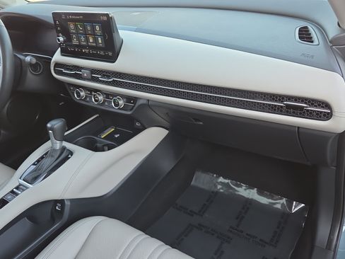 Certified 2023 Honda HR-V EX-L image 16
