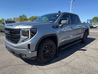 Certified 2024 GMC Sierra 1500 Elevation w/ LPO, Elevation Black Package