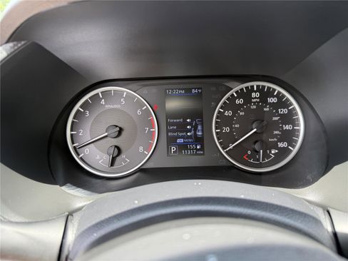Used 2024 Nissan Sentra S FWD image 16