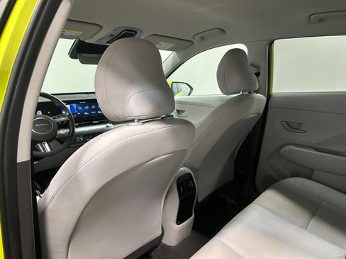 Used 2025 Hyundai Kona SEL FWD image 73
